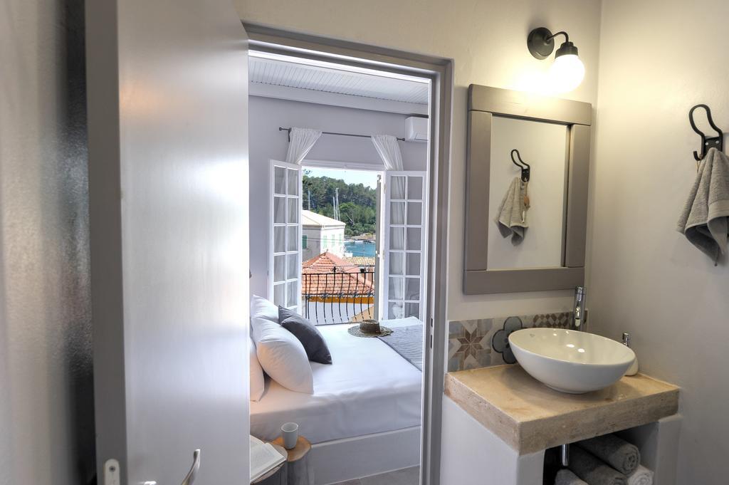 Alia Luxury Apartment Gaios Exteriör bild