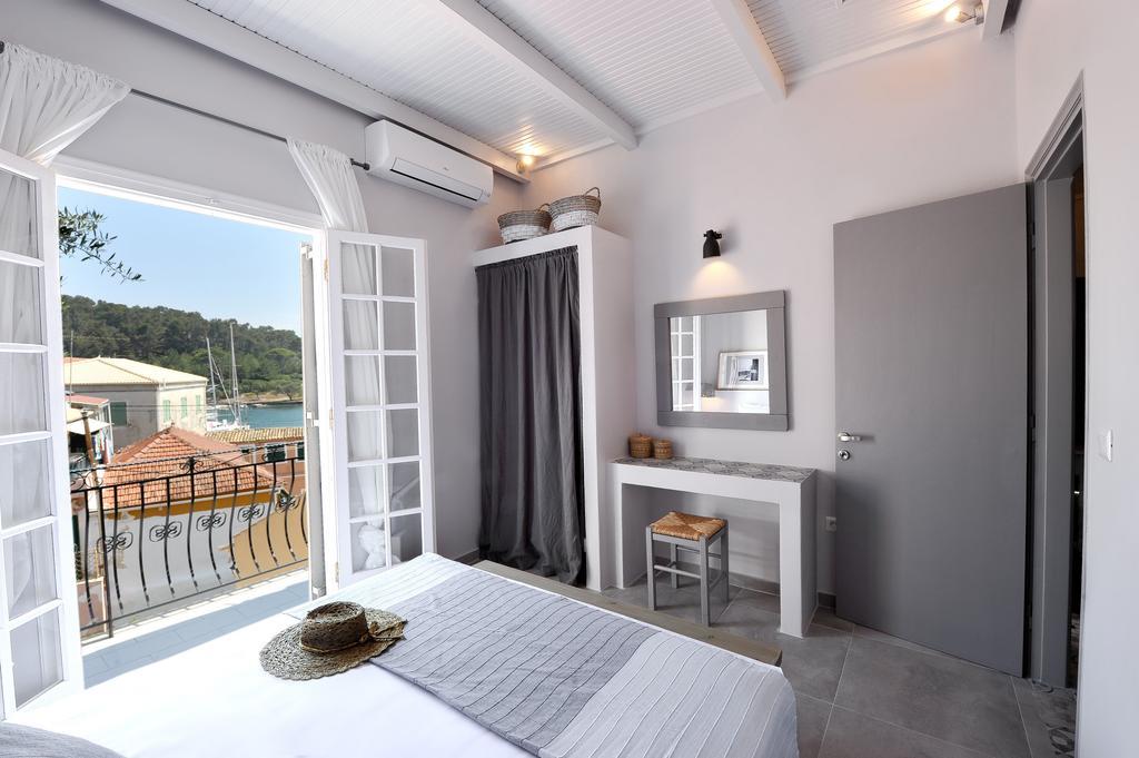 Alia Luxury Apartment Gaios Exteriör bild